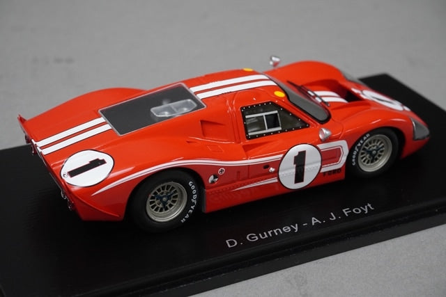 1:43 SPARK 43LM67 Ford GT Mk4 Le Mans 24h winner 1967 #1 model car