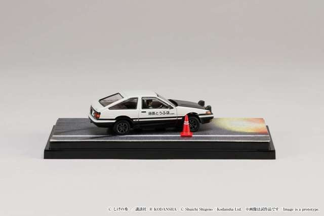 HJ643008DC Hobby JAPAN 1:64 Toyota Sprinter Trueno GT APEX AE86 / Initial D VS Tachi Tomoyuki Fujiwara Takumi with driver figure