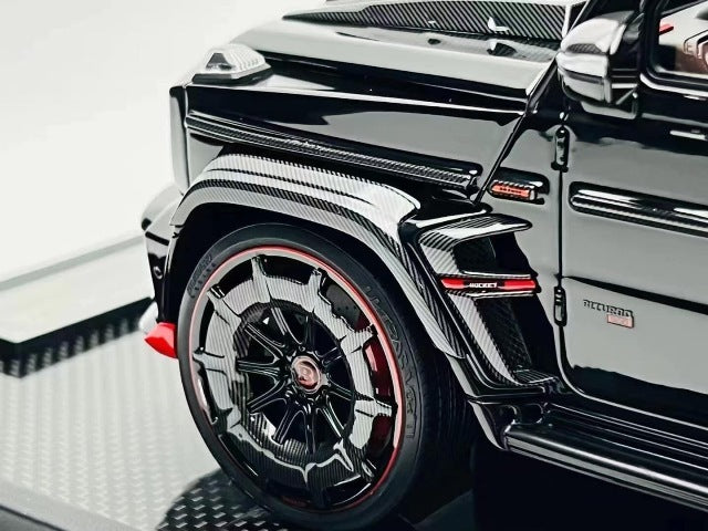 MOTORHELIX 1:18 Brabus G900 Black