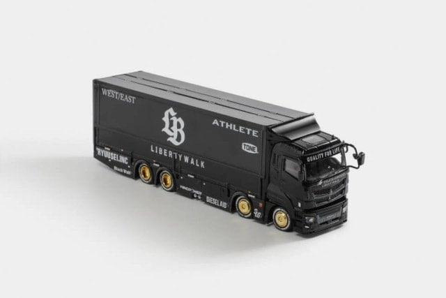 KS073-302 Gaincorp Products GCD 1:64 Mitsubishi Fuso LB-TRUCKS Super Great Transporter Black