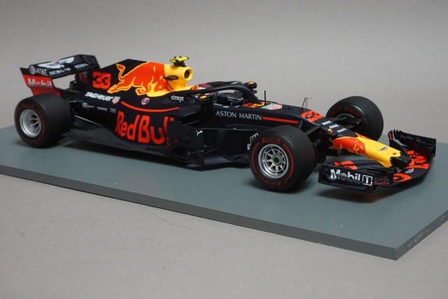 1:18 SPARK 18S354 Aston Martin Red Bull RB14 TAG Heuer F1 Mexican GP 2018 Winner M.Verstappen #33