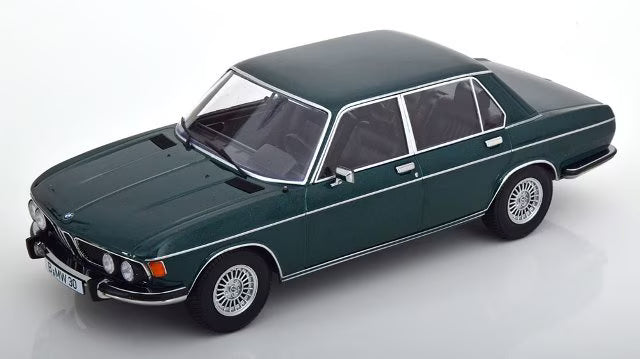 KKDC180405 KK scale 1:18 BMW 3.0S E3 2 Series 1971 Dark Green Metallic