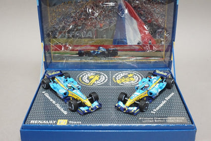 1:43 MINICHAMPS Renault R25 2005 F1 World Champion Team Set Tobacco Spec.