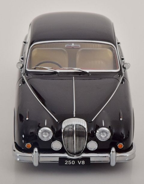 KKDC181032 KK scale 1:18 Mercedes-Benz Daimler 250 V8 1962 RHD Black model car