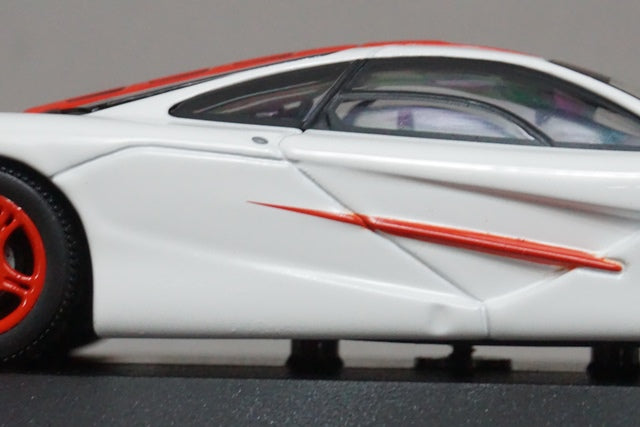 1:43 MINICHAMPS 533133442 McLaren F1 "HEKORSA-Edition" White&Red