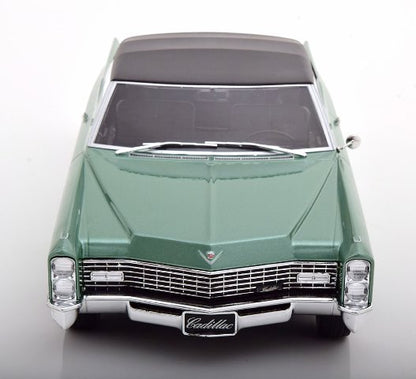 KKDC180315 KK Scale 1:18 Cadillac DeVille Convertible 1967 with Soft Top, Light Green Metallic/Black