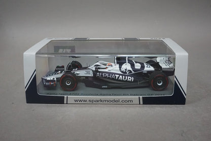 1:43 SPARK S8527 Alfatauri AT03 Bahrain GP 2022 #22 Yuki Tsunoda