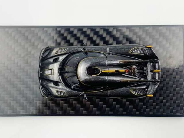 [ Pre-order ] FrontiArt 1:64 Koenigsegg Agera RS - Phoenix Carbon Color