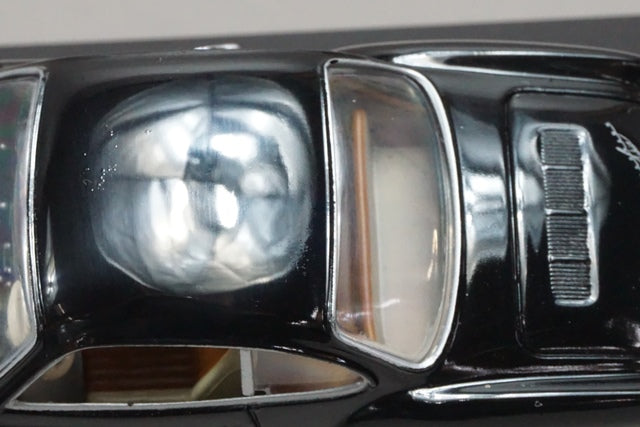 1:43 MINICHAMPS 5000 Karmann Ghia Coupe