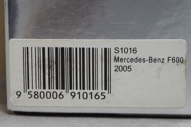 1:43 SPARK S1016 Mercedes Benz F600 2005