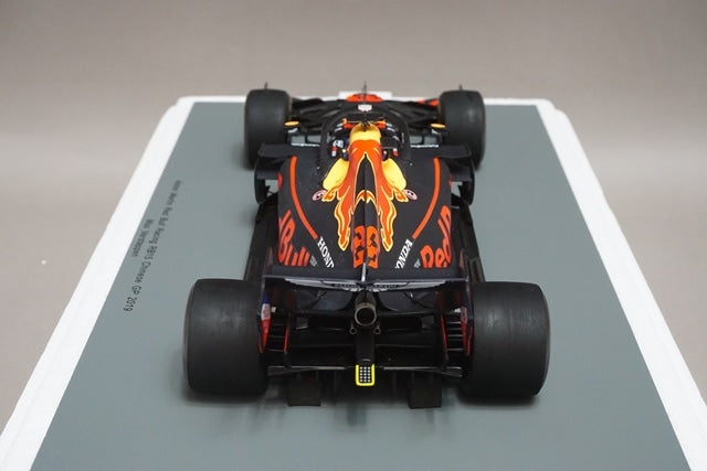 1:18 SPARK 18S457 Aston Martin Red Bull Racing RB15 China GP 2019 #33