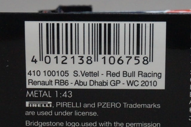 1:43 MINICHAMPS 410100105 Red Bull Racing Renault RB6 Abu Dhabi GP World Champion 2010 #5 Sebastian Vettel