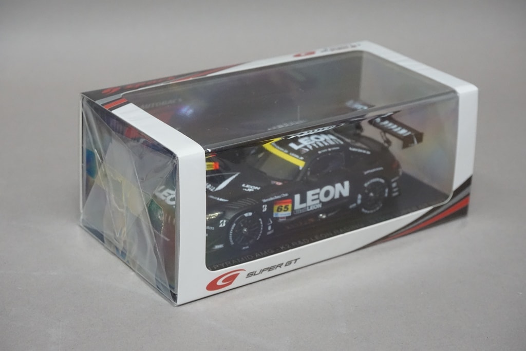 1:43 SPARK SGT086 LEON PYRAMID AMG - K2 R&D LEON RACING Naoya Gamo/Takuro Shinohara GT 300 Super GT 2023 #65