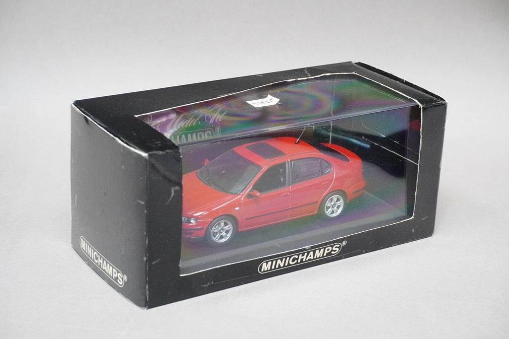 1:43 MINICHAMPS 430058400 Seat Toledo 1999 Flash Red