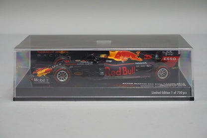 1:43 MINICHAMPS 410190933 Aston Martin Red Bull Racing RB15 Austrian GP Winner 2019 #33 M. Verstappen