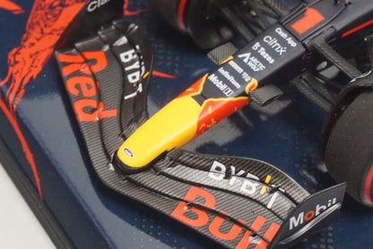 1:43 MINICHAMPS 417220601 ORAC Red Bull Racing RB18 Spanish GP #1 M. Verstappen