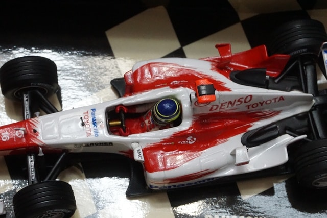 1:43 MINICHAMPS 400040016 Panasonic Toyota TF104 #16 C. da Matta avex decal