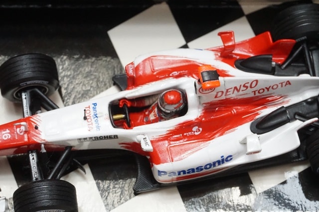 1:43 MINICHAMPS 400040216 Panasonic Toyota Racing TF104 #16 J. Trulli avex decal