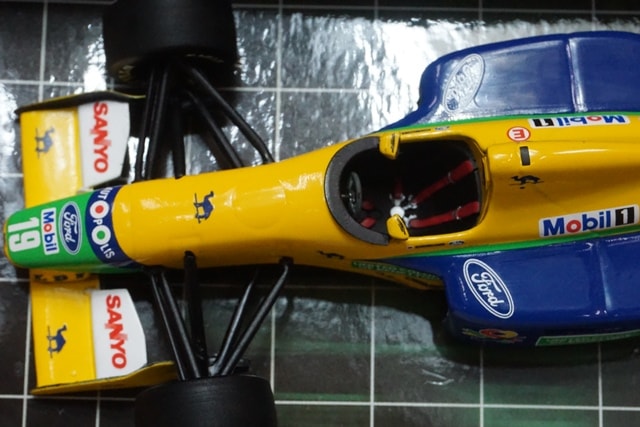 1:43 MINICHAMPS 400920119 Benetton Ford B191B First Half 1992 #19 M. Schumacher