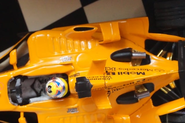 1:43 MINICHAMPS 530064374 McLaren Mercedes MP4-21 INTERIM LIVERY '6 #4 Montoya