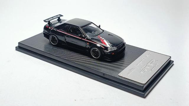 MC640009J MC Model Collect 1:64 Nissan Skyline R34 V-SPEC nismo gloss black