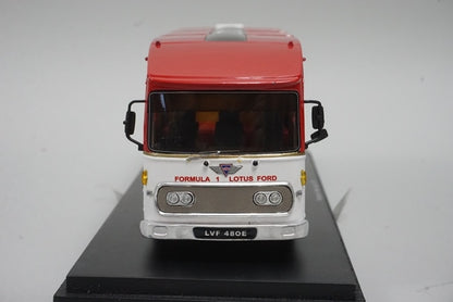 1:43 SPARK S0286 Lotus Transporter 1970 model car