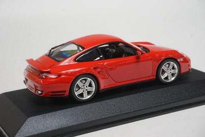 1:43 MINICHAMPS WAP02013116 Dealer-made Porsche 911 Turbo Red model car