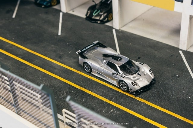 T64G-TL035-SL Tarmac Works 1:64 Pagani Huayra R Satin Silver