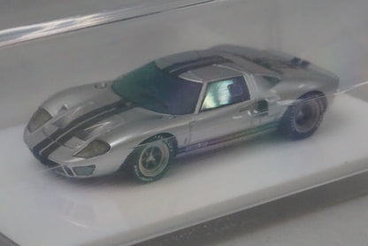 M64X 1:64 Ford GT40 MK1 Silver with Black Stripe model car