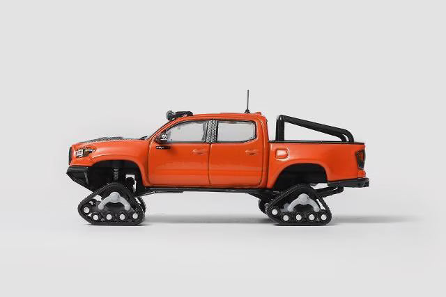 KS-077-507 GCD Gaincorp Products 1:64 Toyota Tacoma Hyper Delta Caterpillar Tacoma Snow Version Orange Red (LHD)
