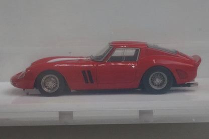 M64X 1:64 250GTO S/N 3809GT Red Silver And White Body Stripes model car