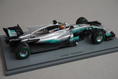 1:43 Spark S5030 Mercedes-AMG F1 W08 Chinese Grand Prix Winner 2017 #44 L. Hamilton model car