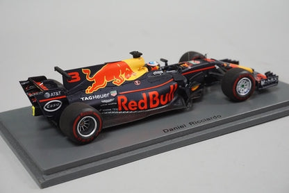 1:43 SPARK S5047 Red Bull Racing Tag Heuer RB13 Azerbaijan GP Winner 2017 #3 Daniel Ricciardo