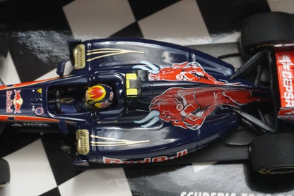 1:43 MINICHAMPS 410110019 Scuderia Toro Rosso STR6 2011 #19 J.Alguersuari