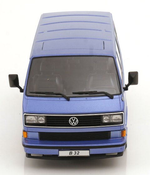 [ Pre-order ] KKDC180222 KK scale 1:18 Porsche B32 based on VW T3 1984 Light Blue Metallic