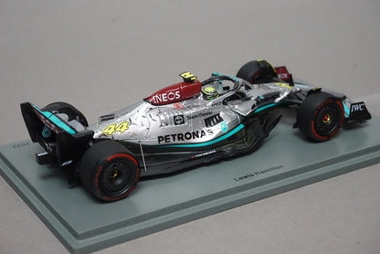 1:43 SPARK S8556 Mercedes-AMG Petronas F1 Team W13 E-Performance Brazilian GP 2nd 2022 #44 L. Hamilton model car