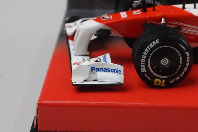 1:43 MINICHAMPS 413090310 FORZA Panasonic Toyota TF109 Japan GP 2009 #10 model car