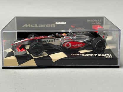 1:43 MINICHAMPS 530094301 Vodafone McLaren MP4-24 2009 #1 L. Hamilton model car