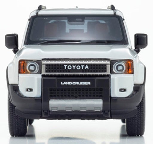 KS03927PW1 KYOSHO 1:43 Toyota Land Cruiser 250 ZX First Edition (Platinum White Pearl Mica)