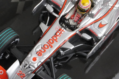 1:43 MINICHAMPS 533084342 Vodafone McLaren Mercedes MP4-23 Fuji Speedway 2008 #2 model car