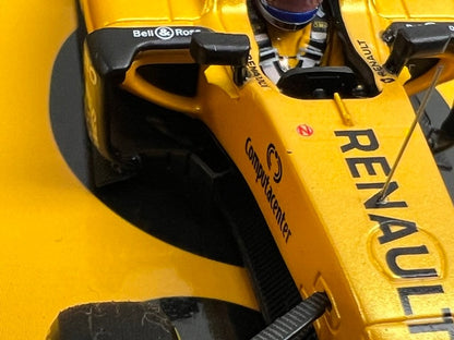 1:43 MINICHAMPS 447160030 Renault R.S.16 Chinese GP 2016 #30 J.Palmer model car