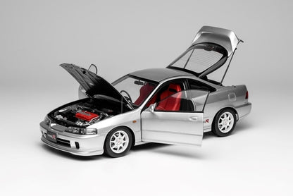 M85202 MOTORHELIX 1:18 Honda Integra Type R DC2 Early Version Vogue Silver Metallic model car