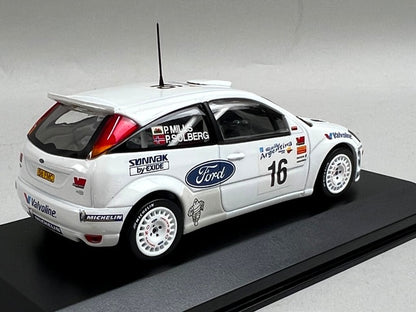 1:43 MINICHAMPS 430008916 Ford Focus WRC Argentina Rally 2000 #16 P. Solberg P. Mills model car