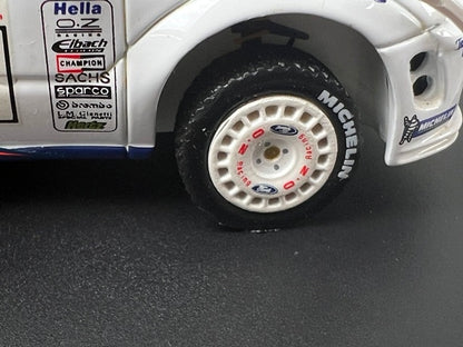 1:43 VITESSE SKM139 Ford Focus WRC SAFARI Rally Kenya 2000 #6 C. Sainz L. Moya model car