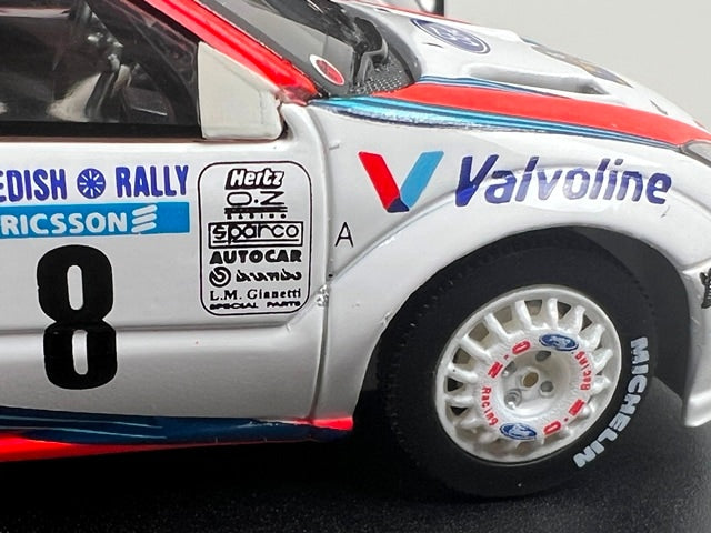 1:43 VITESSE SKM99048 Ford Focus WRC Martini SWEDISH Rally 1999 #8 T. Radstrom F. Gallagher model car