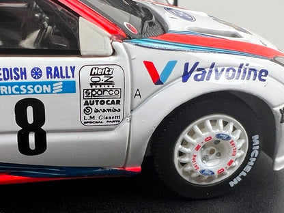1:43 VITESSE SKM99048 Ford Focus WRC Martini SWEDISH Rally 1999 #8 T. Radstrom F. Gallagher model car