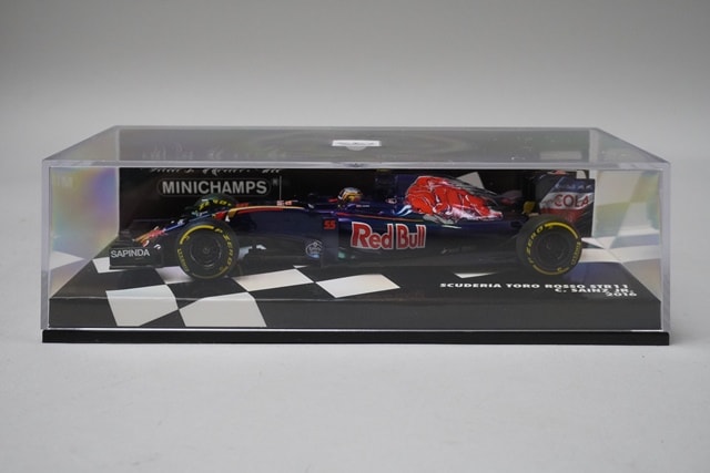 1:43 MINCHAMPS 417160055 Scuderia Toro Rosso STR11 2016 #55 C. Sainz Jr. model car