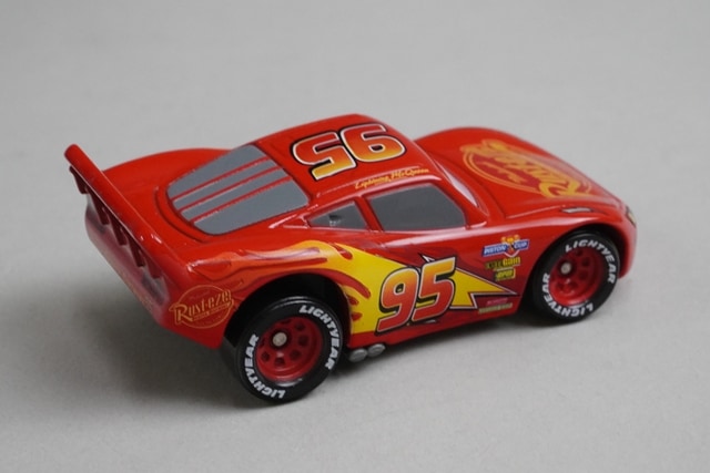 Tomica C-41 Cars Lightning McQueen Cars 3 Standard Type model car