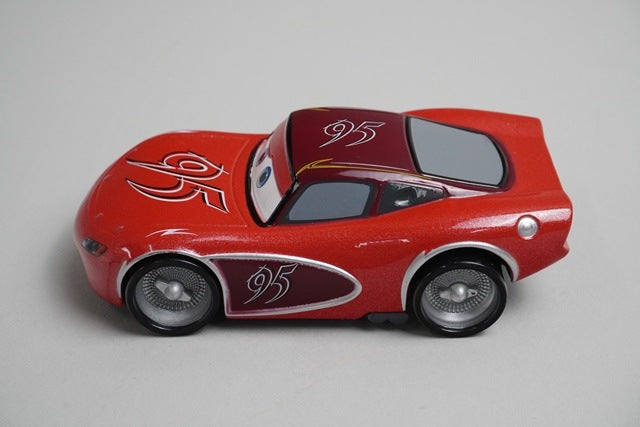 Disney Store Cars Lightning McQueen and Flo 2-Car Set model car
