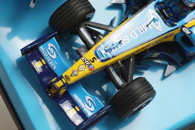 1:43 MINICHAMPS Michelin Custom Renault 2005 #5 Mild Seven Specification model car